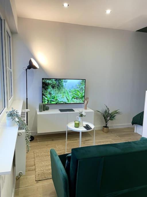 Home Green Touch - Fibre*Near Basel*Cosy Сен-Луи Екстериор снимка